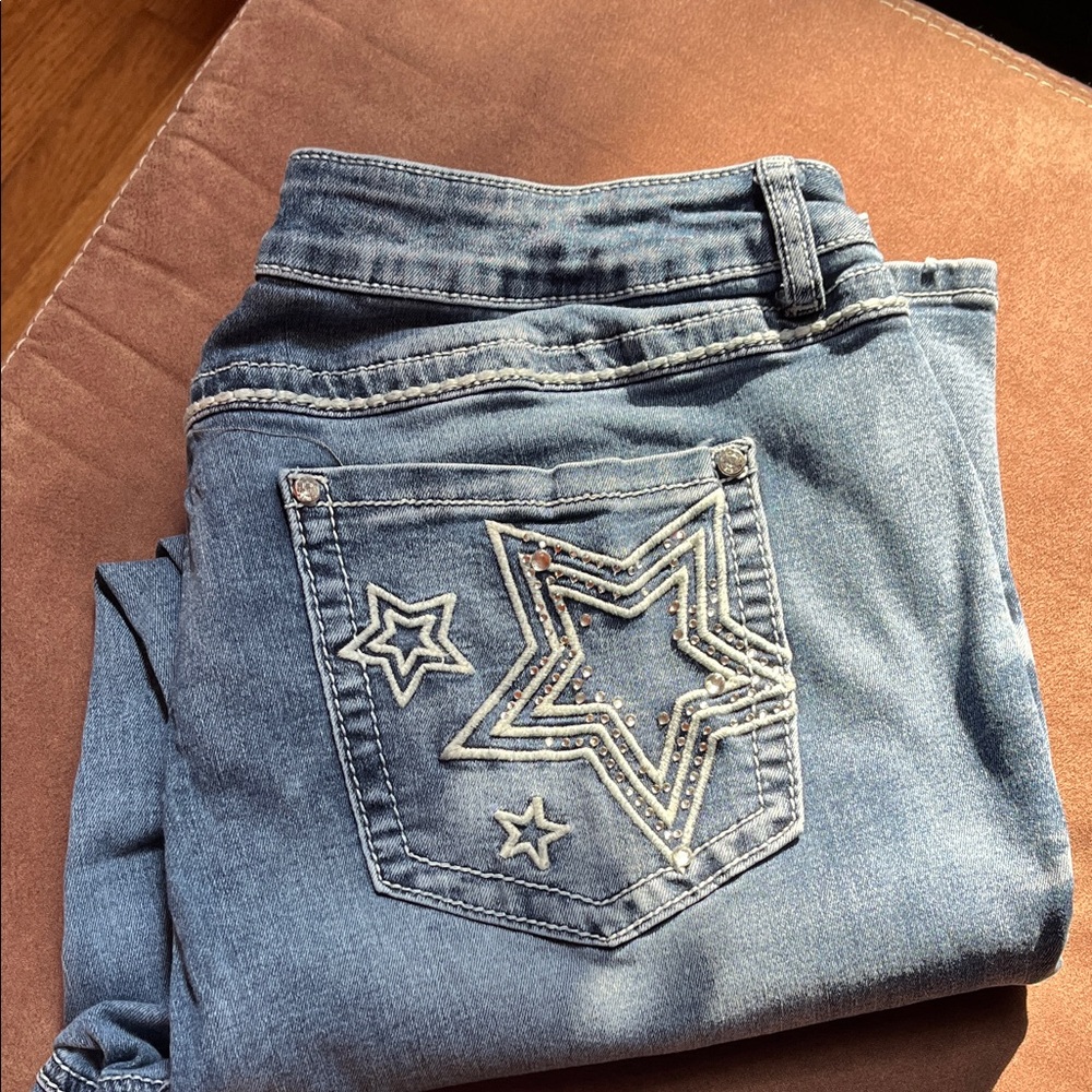 Women's Blue Jeans with Star Embroidery